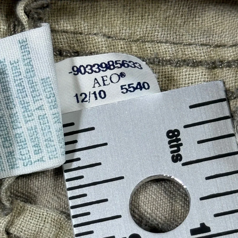 American Eagle Outfitters Mens Khaki Cargo Shorts Classic Length Tan 29W
